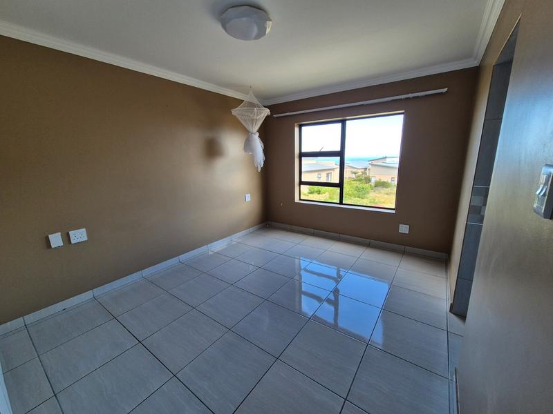 To Let 3 Bedroom Property for Rent in Blue Ridge Western Cape